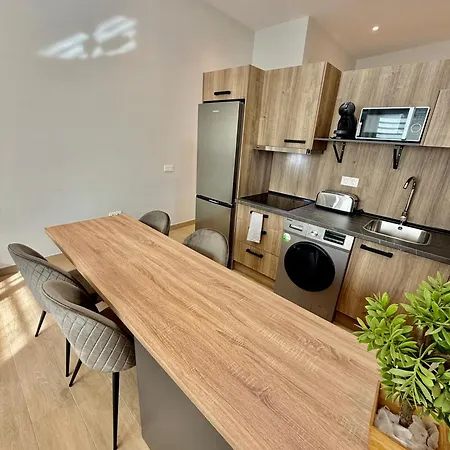 Up Apartment *