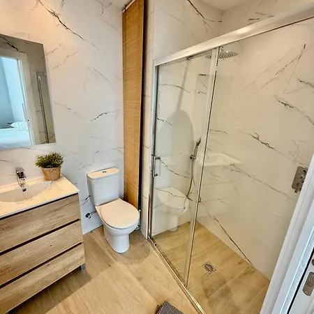 Apartment Up *